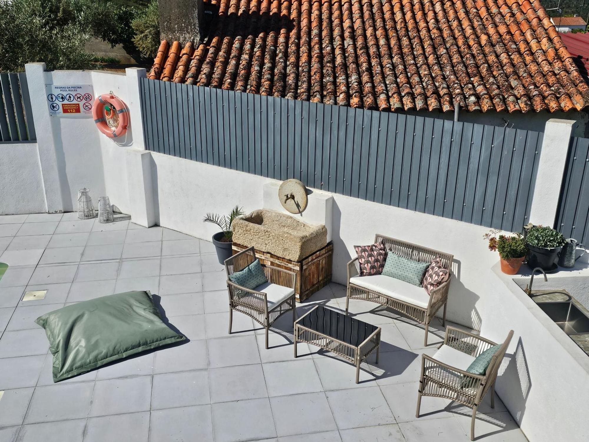Russa Al Villa Lentiscais Exterior photo